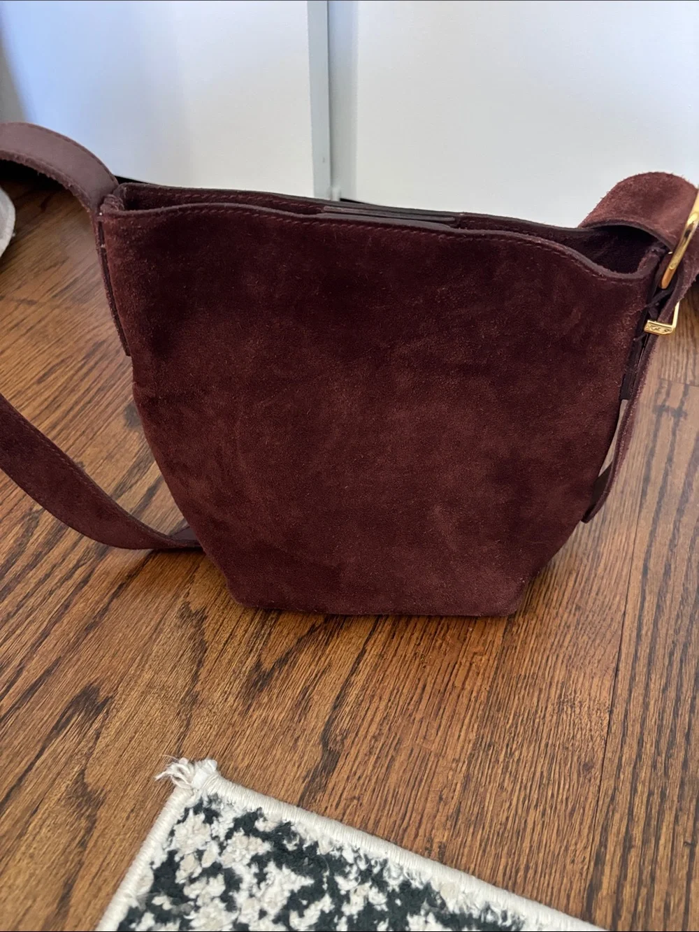 Madewell The Essential Mini Bucket Bag in Suede Chocolate Raisin